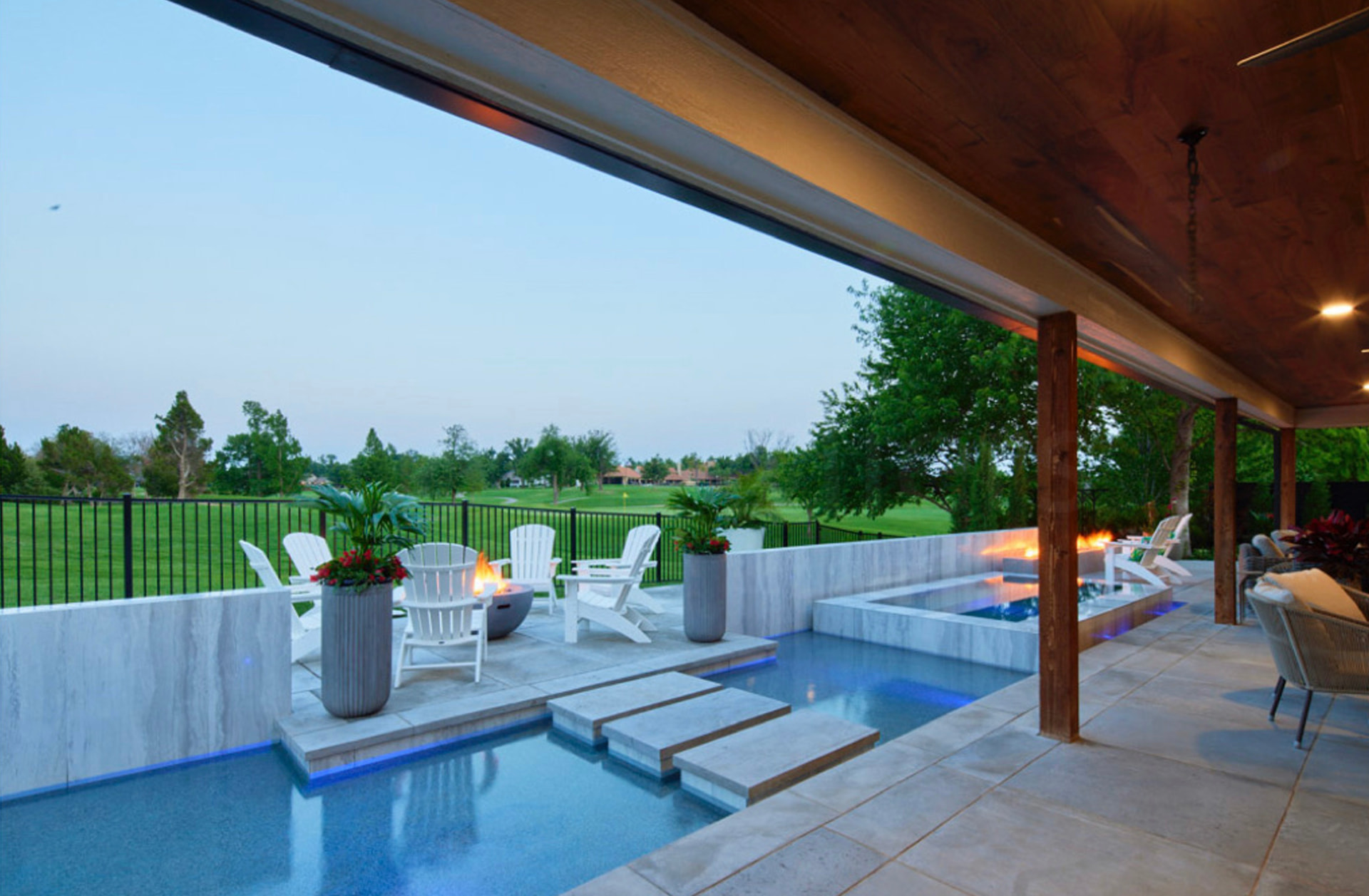 QUAIL CREEK CONTEMPORARY · 3