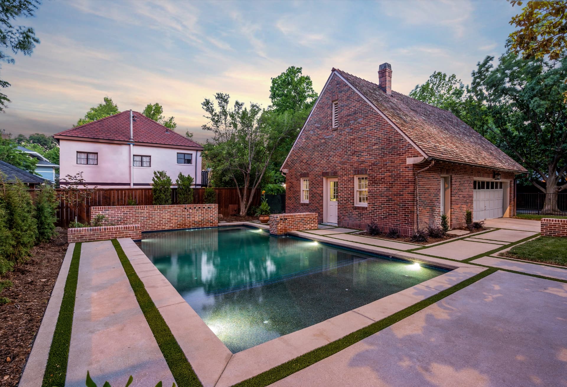 MESTA PARK MODERN · 9